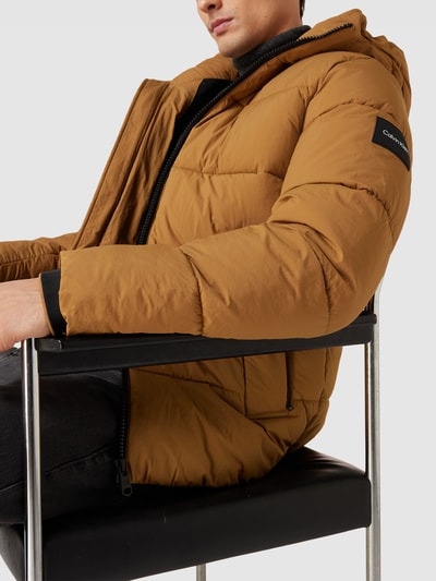 CK Calvin Klein Steppjacke mit Kapuze Modell 'CRINKLE NYLON PUFFER JACK' Cognac 3