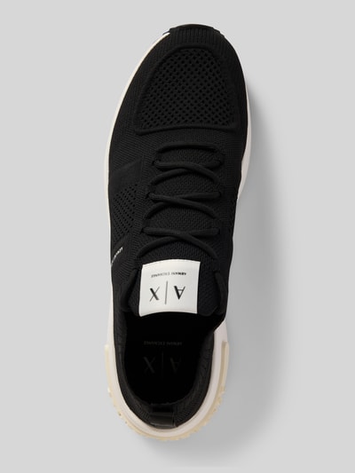 Produktfoto, Sneaker in Schlupfform Modell 'DUSSELDORF' von Armani Exchange in Schwarz mit abgerundeter Spitze, Label-Details, Mesh-Textur, Absatzhöhe 3 cm, Schafthöhe 6 cm, Schaftweite 8 cm.