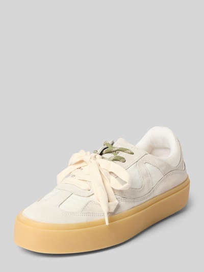 Produktfoto, Sneaker aus Leder Modell 'LYNN' von INUIKII in Creme mit Abgerundete-Spitze, Schnürung, Gummisohle, Damen, Schafthöhe 7 cm, Absatzhöhe 3 cm, Schaftweite 7 cm, Größe 40.