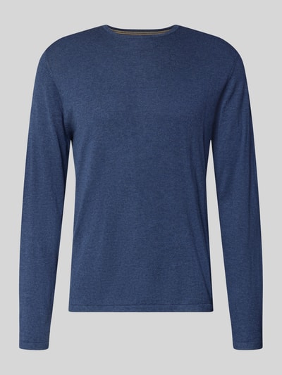 Produktfoto, Strickpullover mit Rundhalsausschnitt von Christian Berg Men in Blau, reine Baumwolle, Regular Fit, Struktur feiner Maschen.