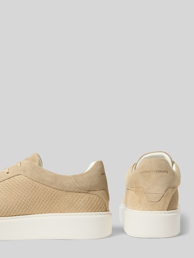 Produktfoto, Sneaker aus Leder mit Label-Detail Modell 'ARTEM' von Antony Morato in Beige mit Strukturmuster, abgerundete Spitze, Schnürung, Absatzhöhe 4 cm, Schafthöhe 8 cm, Schaftweite 7 cm, Herren