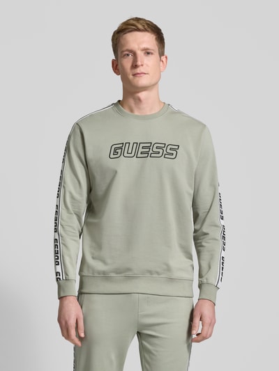 Guess Activewear Sweatshirt mit Label-Print Oliv 4