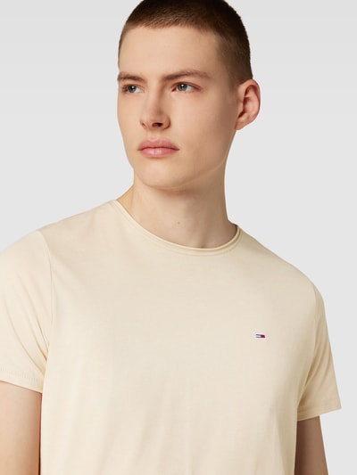 Tommy Jeans Slim Fit T-Shirt mit Label-Stitching Beige 3