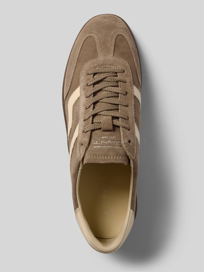 Produktfoto, Sneaker aus echtem Rindsleder Modell 'Cuzmo' von GANT, Herren Sneaker in Beige mit Wildleder-Oberfläche und glatten Akzenten, Draufsicht