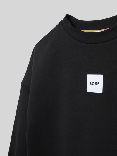 Produktfoto, Regular Fit Sweatshirt aus Baumwoll-Mix von BOSS, Optik: Unifarben, Label-Patch, Crew Neck, Langarm, glatte schwarze Textur