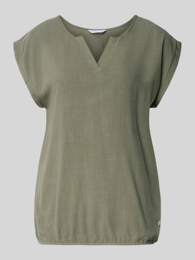 Produktfoto, Regular Fit Bluse aus Viskose-Mix Modell 'Connie' von ZABAIONE in Oliv mit Tunika-Ausschnitt, kurzärmelig, Struktur-Optik.