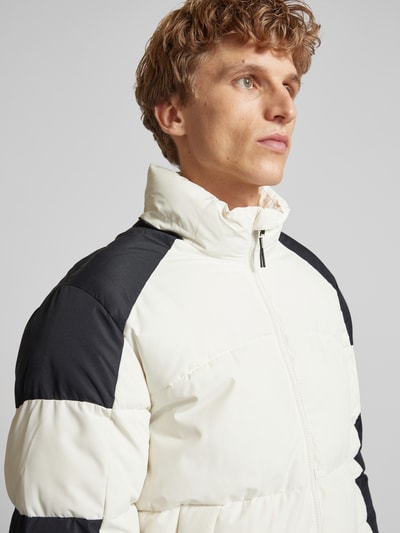 Jack & Jones Kurtka pikowana z kapturem model ‘AERO’ Biały 3