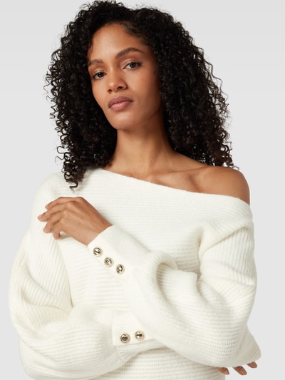 Guess Strickpullover im One-Shoulder-Design Modell 'ISADORA' Offwhite 3