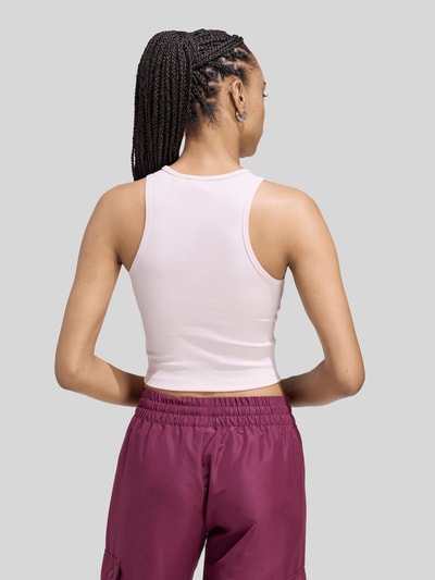adidas Originals Slim Fit Top aus Rippstrick Rosa 5