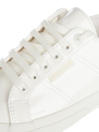 Superga Sneaker in Lackoptik mit Plateausohle Weiss 2