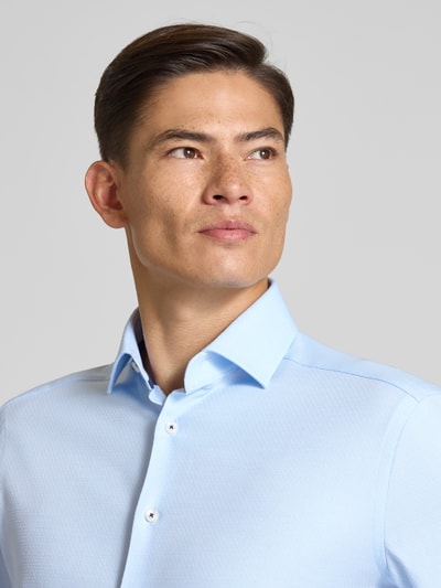 OLYMP Koszula biznesowa o kroju modern fit z kołnierzykiem typu kent model ‘Global’ Błękitny 3