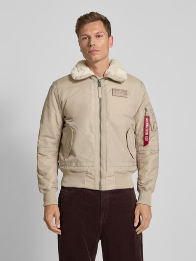 Alpha Industries Bomberjacke mit Reißverschluss und Label-Patch Offwhite 4