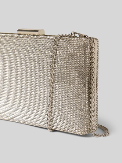 Produktfoto, silberfarbene Abendtasche mit Allover-Ziersteinbesatz von Jake*s, glitzernde Oberfläche, Kettenhenkel, Abendtasche von Jake*s Cocktail