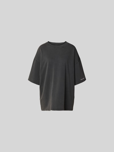 Produktfoto, Oversized T-Shirt mit Label-Stitching von black palms, Damen T-Shirt aus reiner Baumwolle im Destroyed-Look, Farbe Dunkelgrau