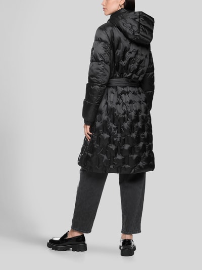 Marc Cain Regular fit gewatteerde mantel met tailleriem 'OUTDOOR' Zwart - 5