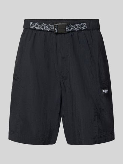 Produktfoto, schwarze Herren Shorts mit elastischem Bund und gemustertem Gürtel, seitlichen Taschen und Label-Patch, lockerer Schnitt, Shorts mit Gürtel Modell 'Sequoia Grove™' von COLUMBIA, sichtbare Textur, strukturierter Stoff