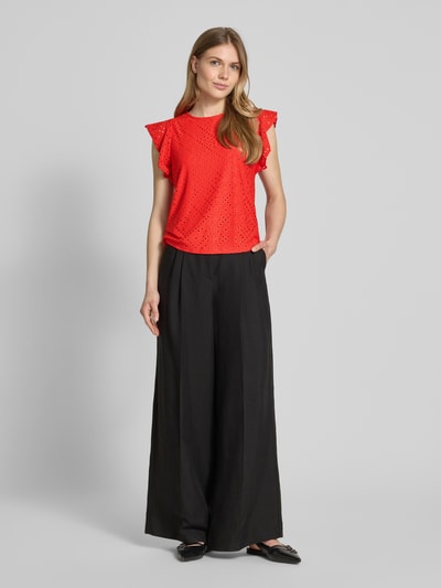Vero Moda Regular Fit T-Shirt mit Lochstickmuster Muster 'TASSA' Rot 1