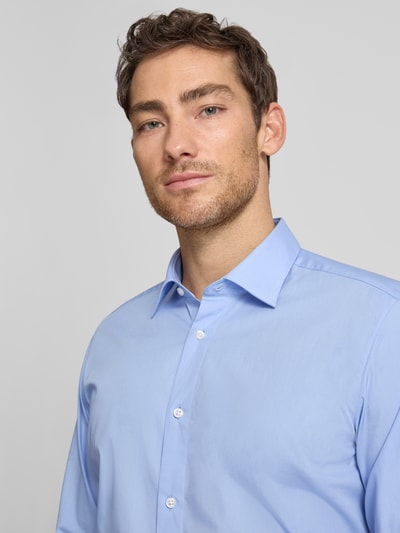 HUGO Modern Fit Businesshemd aus reiner Baumwolle Modell 'VALERIO' Hellblau 3