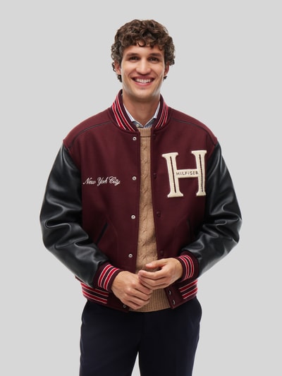 Tommy Hilfiger College-Jacke mit New York City Stickerei Bordeaux 4