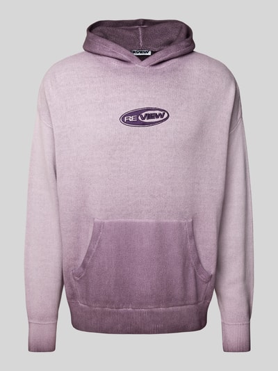 REVIEW Strickhoodie mit Label-Stitching Aubergine 1