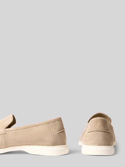 Produktfoto, Loafers mit leicht strukturierter Sohle Modell 'STRIDE FLEX' von Lloyd in Beige, zaokrąglony nosek, ozdobne przeszycia, skórzana cholewka, wysokość obcasa 2 cm, wysokość cholewki 7 cm, szerokość w rozmiarze 44: 12 cm, matowa tekstura, dwie perspektywy