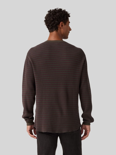 Levi's® Relaxed Fit Langarmshirt aus reiner Baumwolle Modell 'THERMAL TEE YANNIC' Dunkelbraun 5
