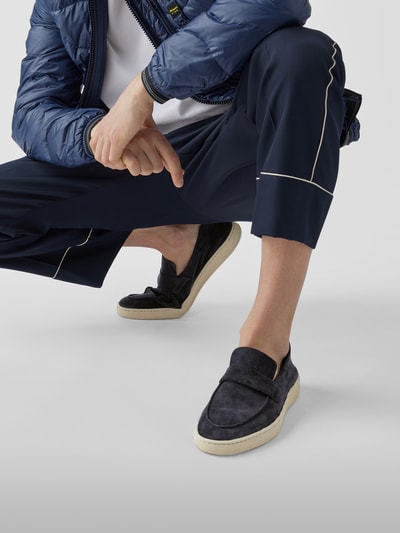 Officine Creative Loafer aus Veloursleder Marineblau 1