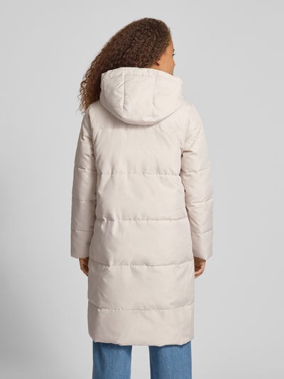 Only Płaszcz pikowany o kroju comfort fit z drobną fakturą model ‘IRENE’ Złamany biały 5