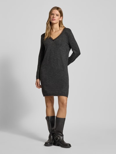 Only Tailliertes Strickkleid mit V-Ausschnitt Modell 'TAMMY' Dunkelgrau Melange 1