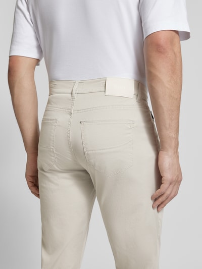 Brax Spodnie o kroju regular fit z fakturowanym wzorem model 'Cadiz' Piaskowy 3
