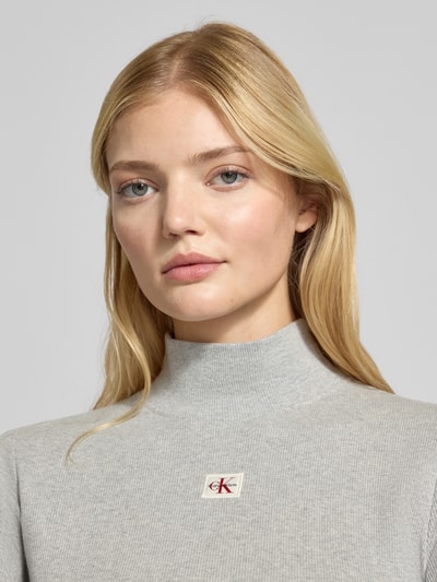 Calvin Klein Jeans Longsleeve mit Stehkragen Hellgrau 3