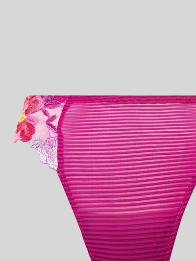 Productfoto, string met Stitchings model 'ODILLY' van Marie Jo, fuchsia- en roze tinten, Materiaalmix met katoen, nauwsluitend, dames, bloemdetails, context: Dames string van Marie Jo, materiaalmix met katoen, nauwsluitende pasvorm, model 'ODILLY', Stitchings