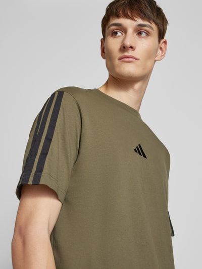 ADIDAS SPORTSWEAR T-Shirt mit Logo-Stitching Oliv 3