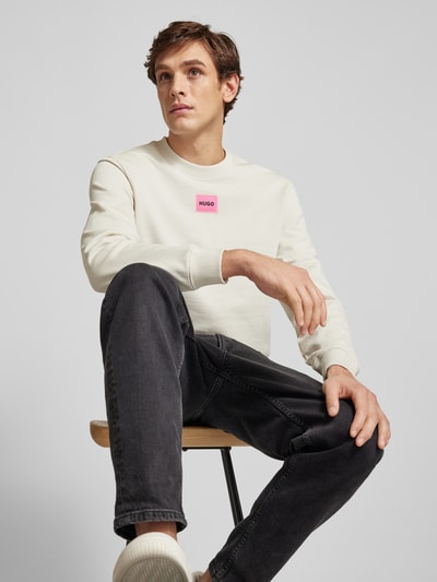 HUGO Sweatshirt mit Label-Patch Offwhite 3