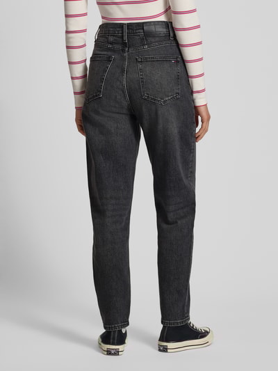 Tommy Jeans Mom Fit Jeans aus Baumwoll-Mix Anthrazit 5