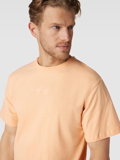 Colours & Sons T-Shirt mit Label-Stitching Orange 3