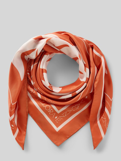 Produktfoto, Tuch in Satin-Optik Modell 'AURAZIE_90*90' von HUGO in Orange mit weißen grafischen Mustern und glatter Oberfläche, Damen Tuch von HUGO