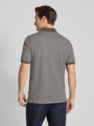 MAERZ Muenchen Slim Fit Poloshirt mit Strukturmuster Oliv 5