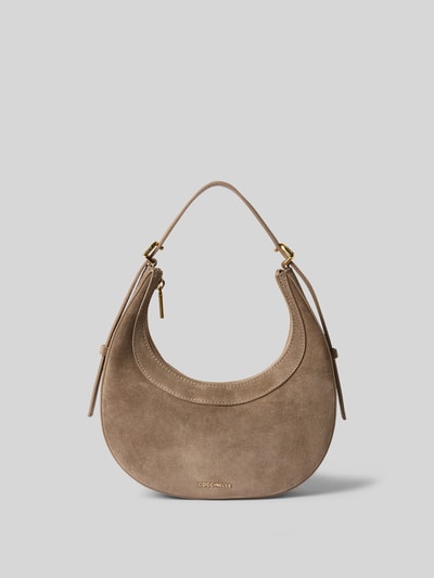 Productfoto, Shoulder Bag mit Logo-Detail Modell 'Whisper' van Coccinelle in lichtbruin suède met ritssluiting, verstelbare schouderband, Hoofdvak, Breedte 24 cm, Lengte 24 cm, Diepte 6 cm, schouderband 55 cm