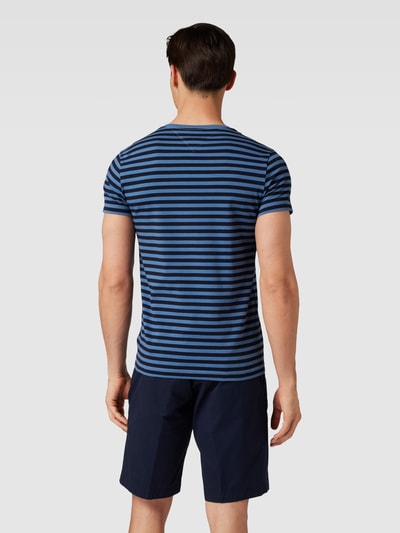 Tommy Hilfiger T-Shirt mit Label-Detail Ocean 5