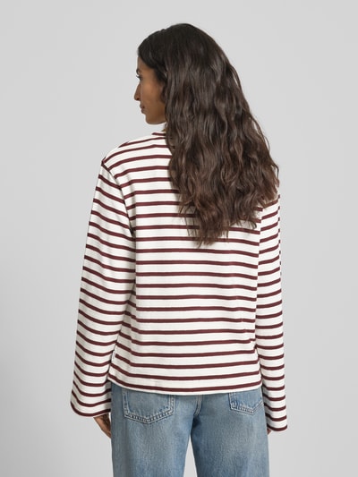 Mustang Longsleeve mit Label-Detail Modell 'Sutton' Offwhite 5