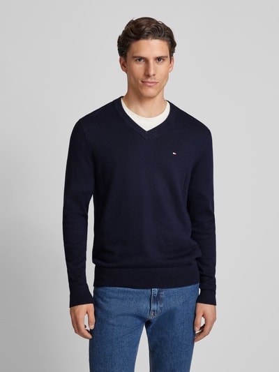 Tommy Hilfiger Sweter z dzianiny z wyhaftowanym logo model ‘PIMA’ Granatowy 4