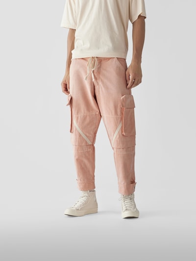 Greg Lauren Relaxed Fit Jeans mit Cargotaschen Rosa 4