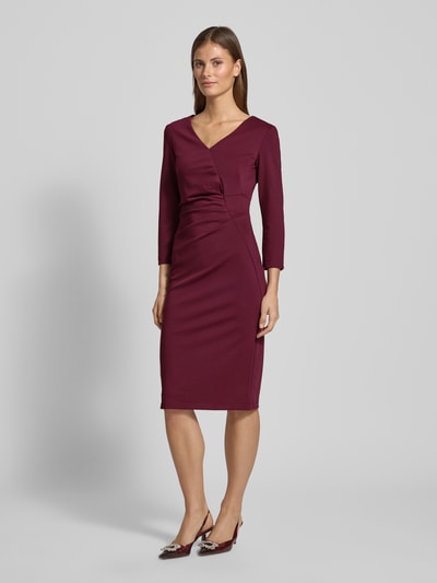 Rinascimento Knielange cocktailjurk met V-hals Bordeaux - 1