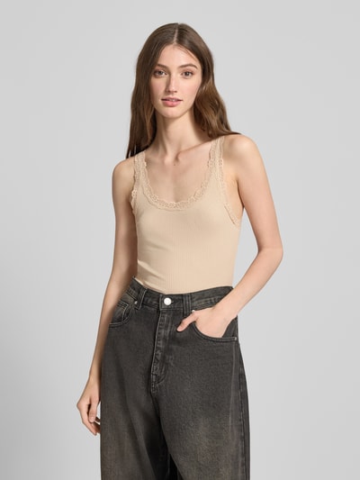 Only Regular Fit Tank Top mit Frill am Saum Modell 'SARA' Sand 4