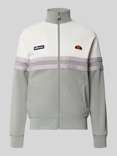 Produktfoto, Trainingsjacke mit Label-Patch und Stehkragen Modell 'RIMINI' von ellesse aus Baumwoll-Mix im Regular-Fit, zweifarbig, mit Reißverschluss und Eingrifftaschen, Rückenlänge 71 cm, Ärmellänge 65 cm.