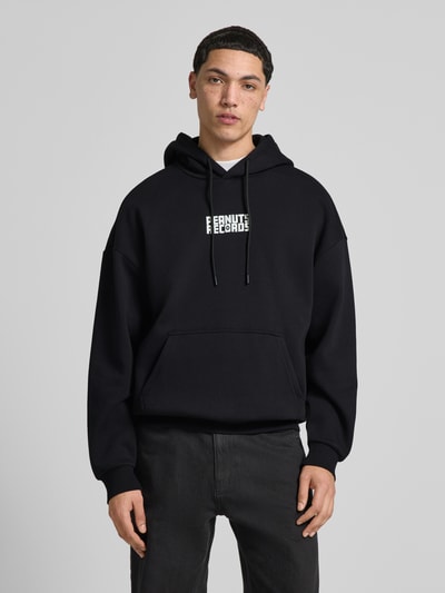 ONLY & SONS Bluza z kapturem oversize z mieszanki bawełny model 'PEANUTS BACK' Czarny 4