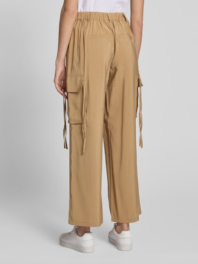 Zero Hose mit Plisseefalten und elastischem Bund Beige 5