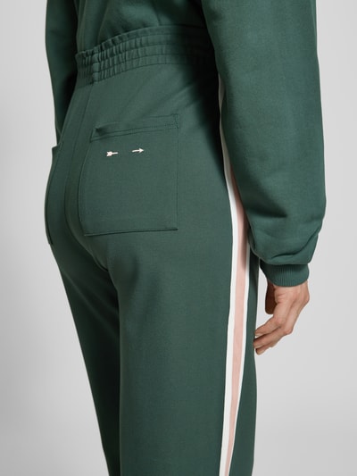 The Upside Spodnie dresowe ze szwami podłużnymi i elastycznym pasem Ciemnozielony 3
