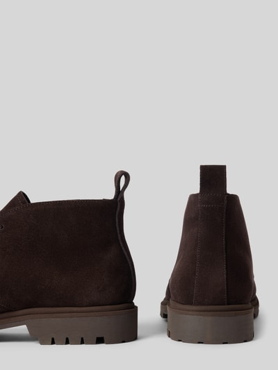 Productfoto, schoenen van echt leer model 'VENTON' van LLOYD in bruin, afgeronde pasvorm, profielzool, vetersluiting, context: heren schoenen, hakhoogte 3 cm, schachthoogte 11 cm, schachtwijdte 9 cm